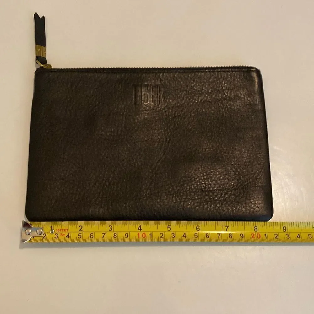 MADEWELL Women’s Black Pebbled Leather Tiger Pouch NWOT